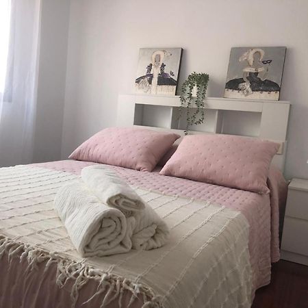Apartamento Xacobe Grove, 120 Metros Totalmente Equipado, Luminoso, Centrico Y Con Plaza De Garaje O Grove Bagian luar foto