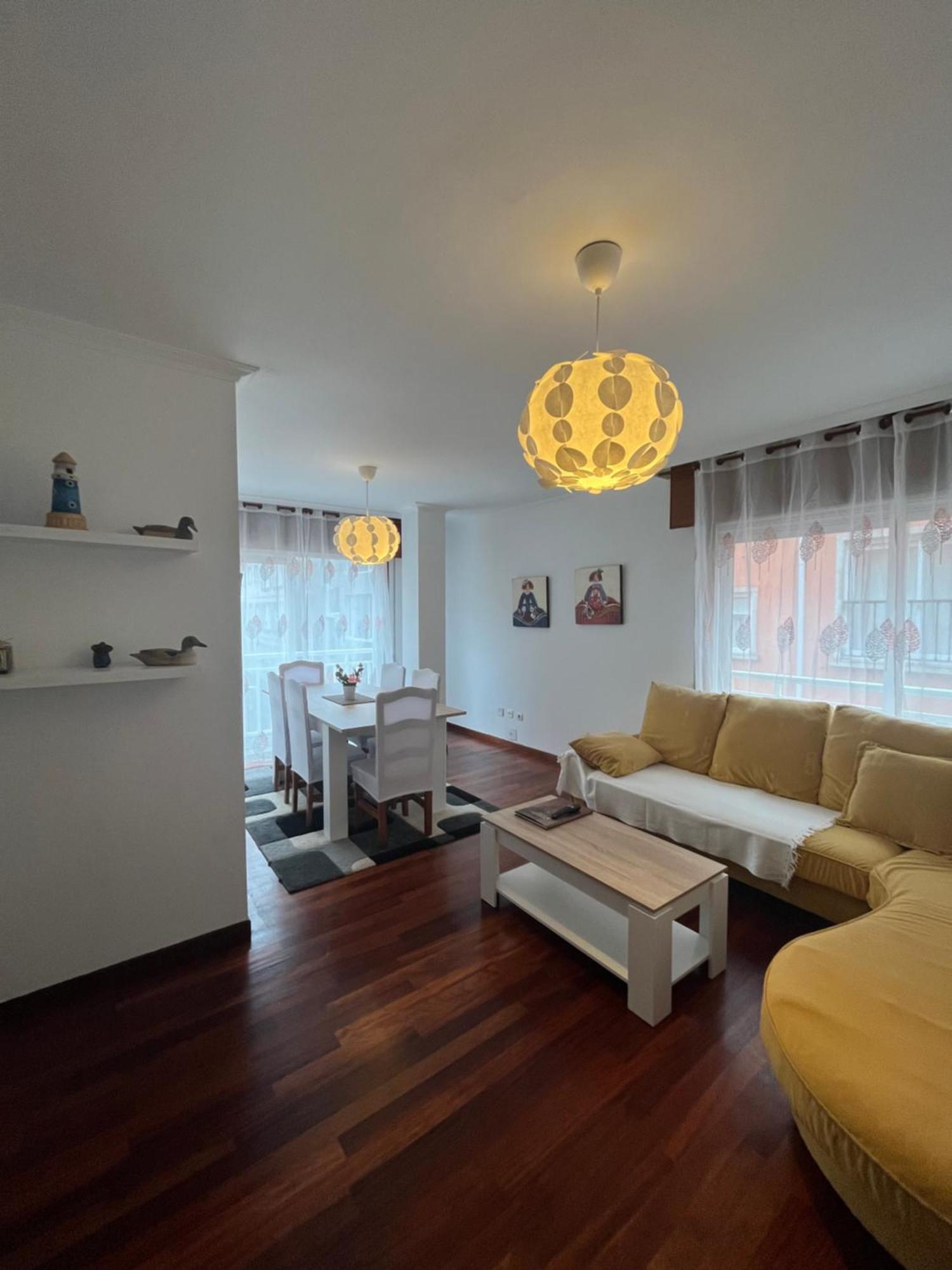 Apartamento Xacobe Grove, 120 Metros Totalmente Equipado, Luminoso, Centrico Y Con Plaza De Garaje O Grove Bagian luar foto